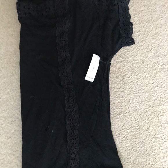 Old Navy Laced Tee - Picture 6 of 7